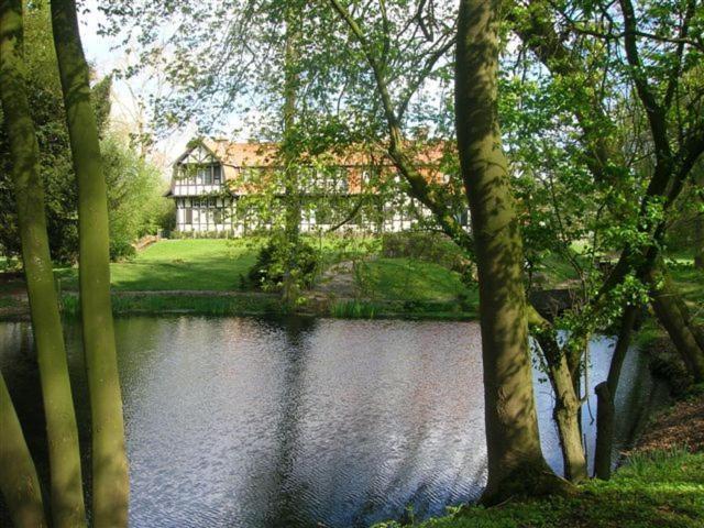 Hotel Kasteelhof 'T Hooghe Ypres Exterior foto