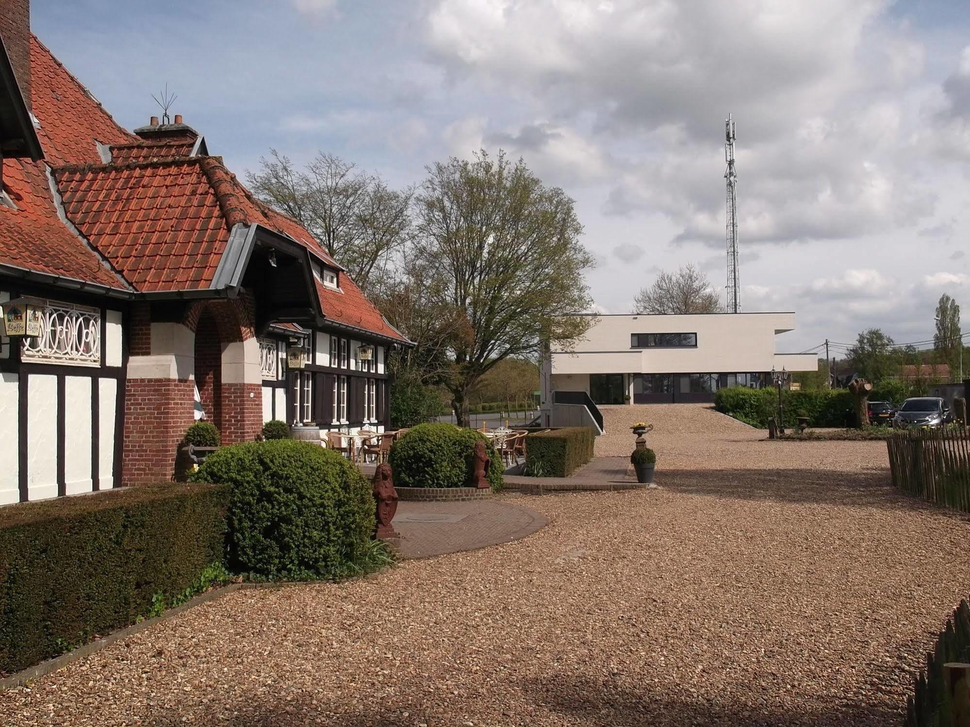 Hotel Kasteelhof 'T Hooghe Ypres Exterior foto